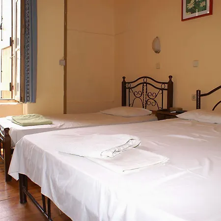 Kydonia בית הארחה 3*