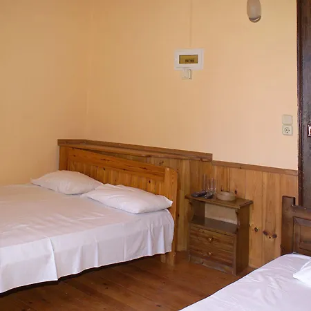 Kydonia בית הארחה חאניה