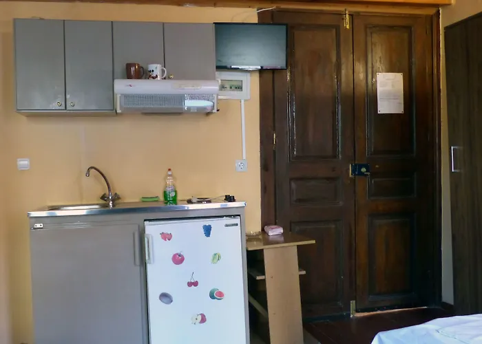 κυδωνία Πανσιόν